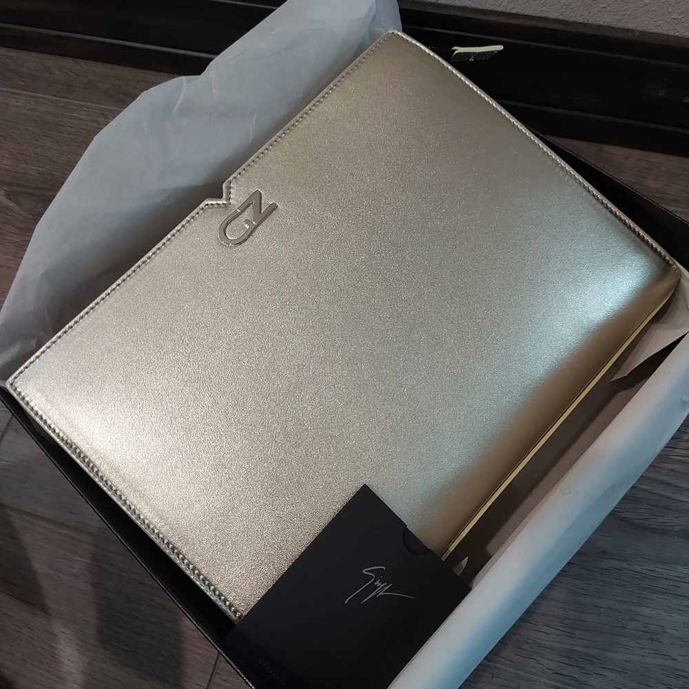 Giuseppe Zanotti Logo Plaque Clutch Bag